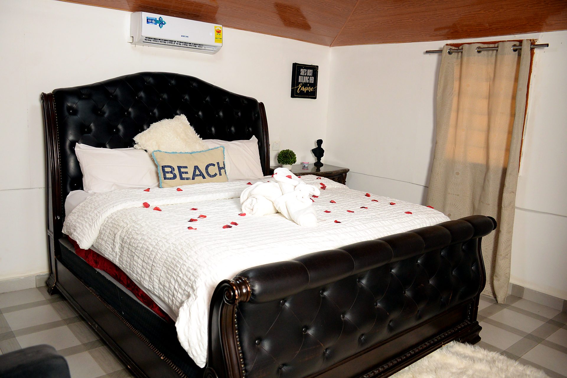 Standard Chalet